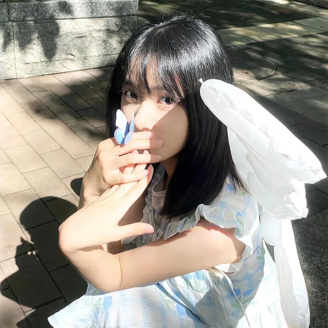 蓝天堂花落花开